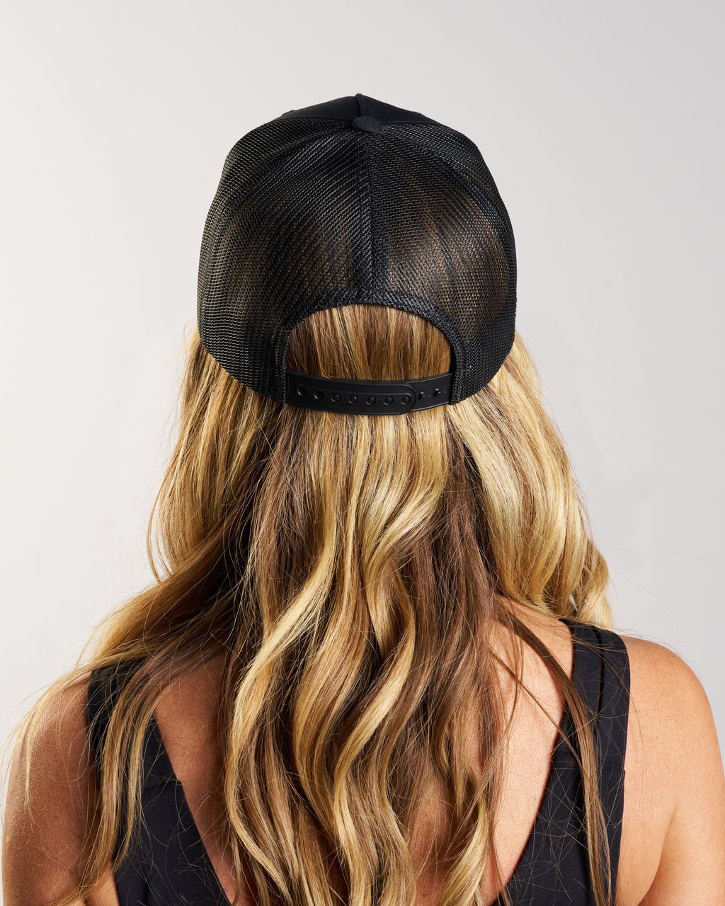 Signature Trucker Hat - Black