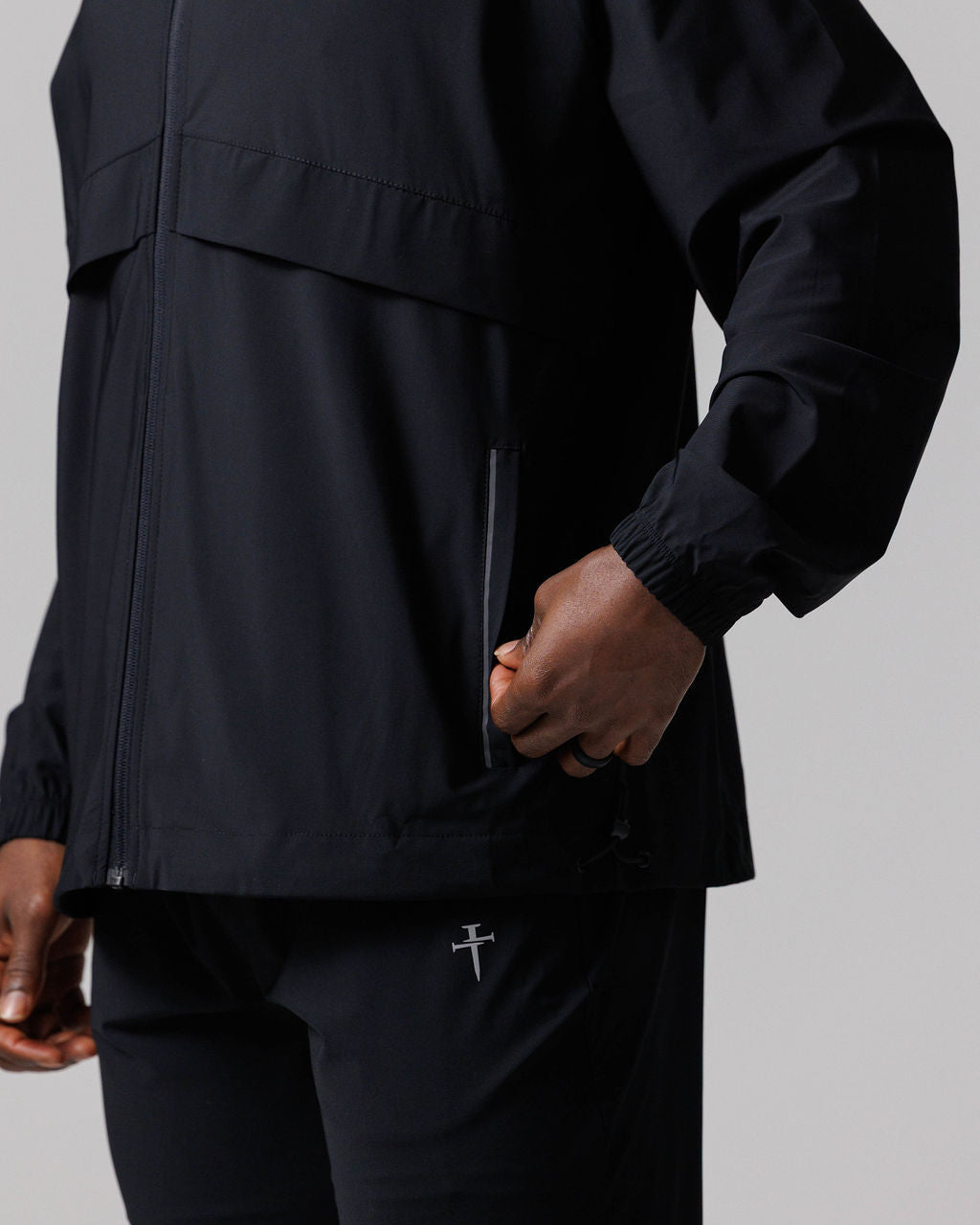 Vapor-Lite™ Anorak Jacket - Black